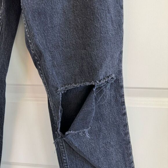 Abercrombie Curve Love Ultra High Rise 90s Straight Jean - Picture 7 of 9